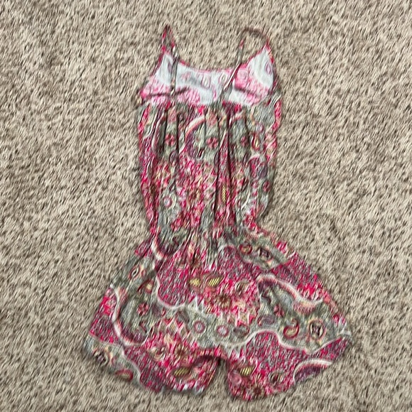 Size M/L pink paisley print romper with pockets - Picture 3 of 3